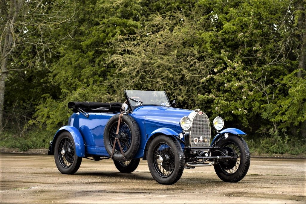 THE STYLE OF MODERNITY: THE BUGATTI TYPE 40 1930 