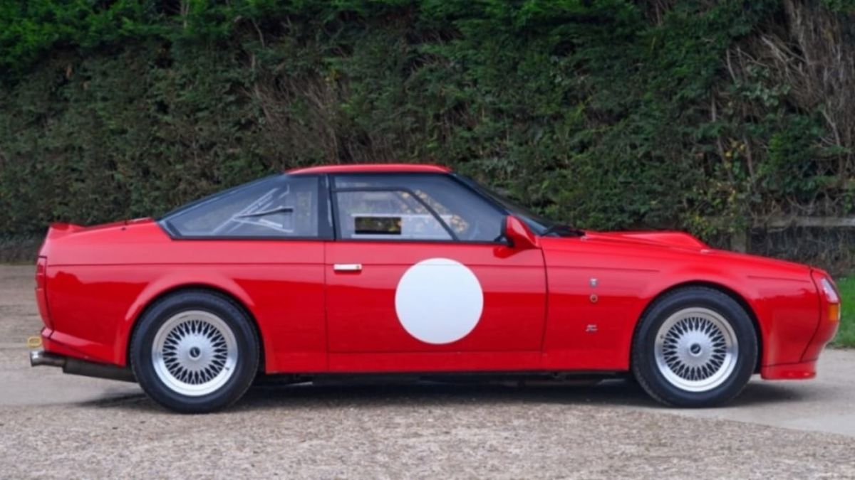THE OTHER SIDE OF MR. BEAN AND THE ASTON MARTIN V8 Vantage Zagato