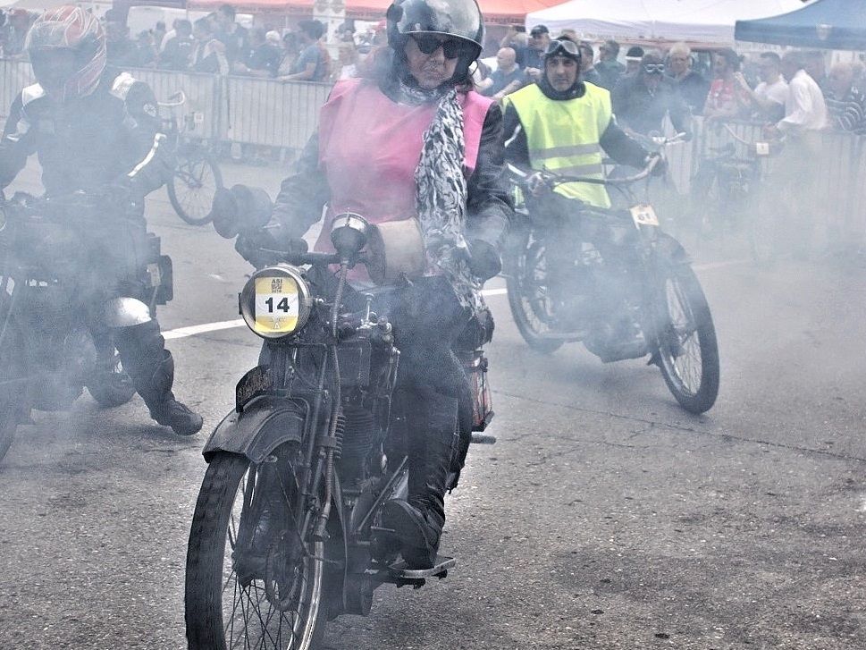 "ASIMOTOSHOW 2018": moto d'epoca a perdita d'occhio
