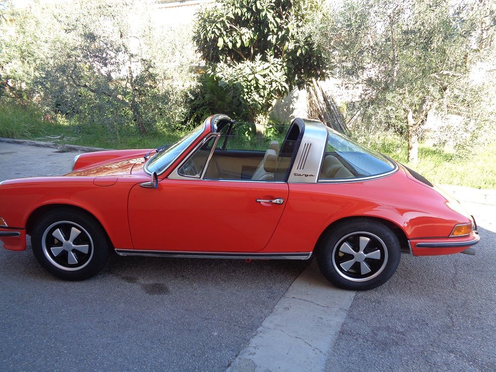 OldCar24 presente ad Auto e Moto d'Epoca 2021, tra le vetture esposte una PORSCHE 911 2.4 S TARGA  1972 restaurata da Andrea Cappellini