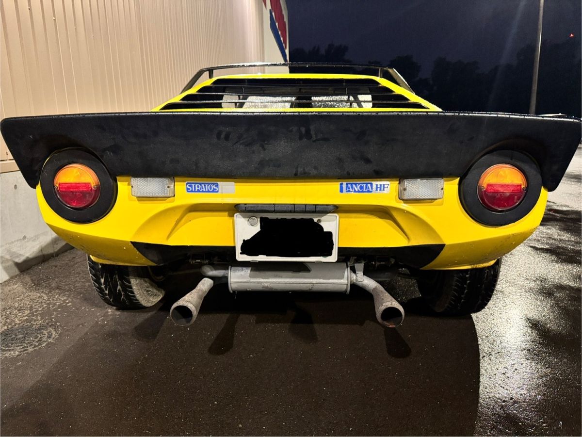 The Japanese company F & L Co. Ltd based in Tokyo offers for sale on OldCar24 a rare and sought-after Lancia Stratos