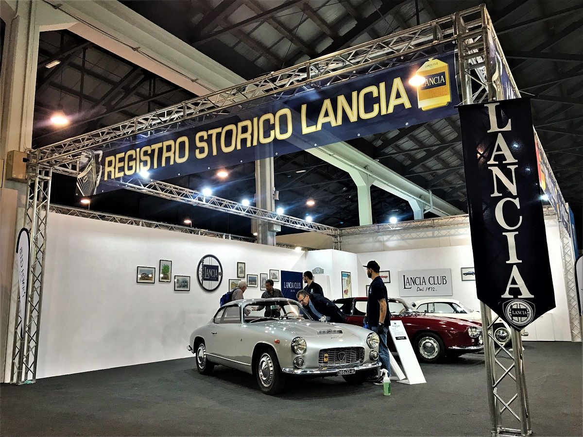 OldCar24 in diretta dal padiglione 11 - Fiera Auto Moto d'Epoca Padova 2019
