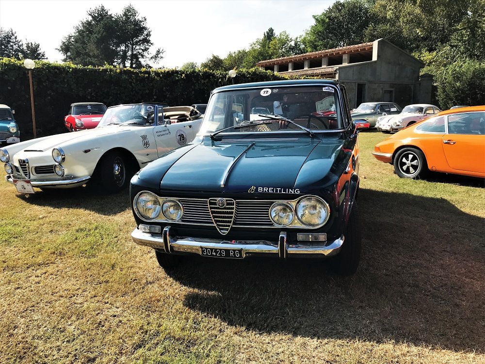 The 1970 Alpine Renault won the 13th Milan Trophy: Giovanni Bertoni at the wheel with his son Riccardo navigator