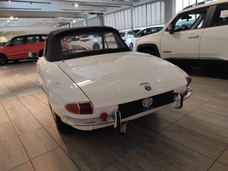 THE WONDERS OF ALFA GARAGE ALSO TO THE TRADE