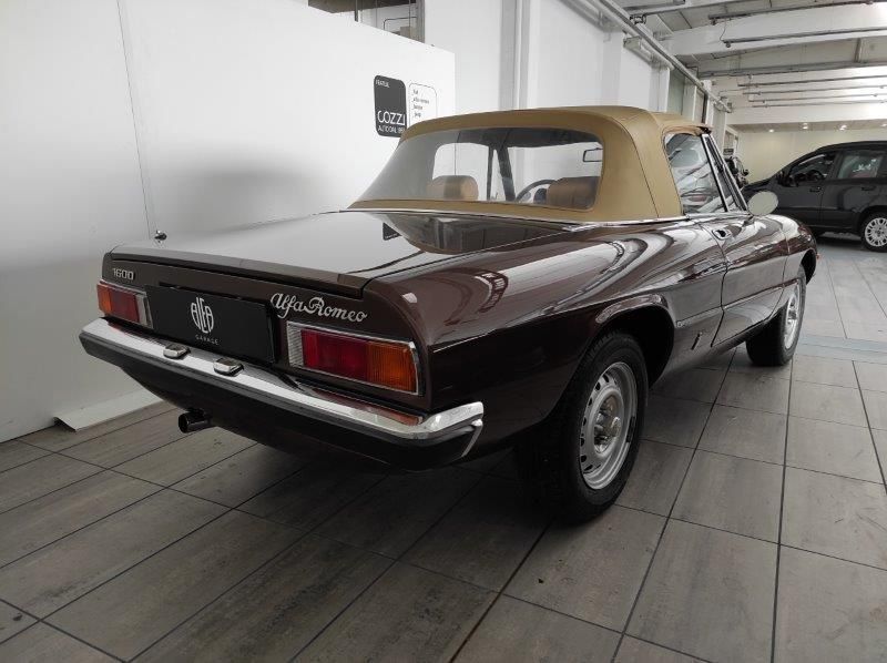 THE WONDERS OF ALFA GARAGE ALSO TO THE TRADE