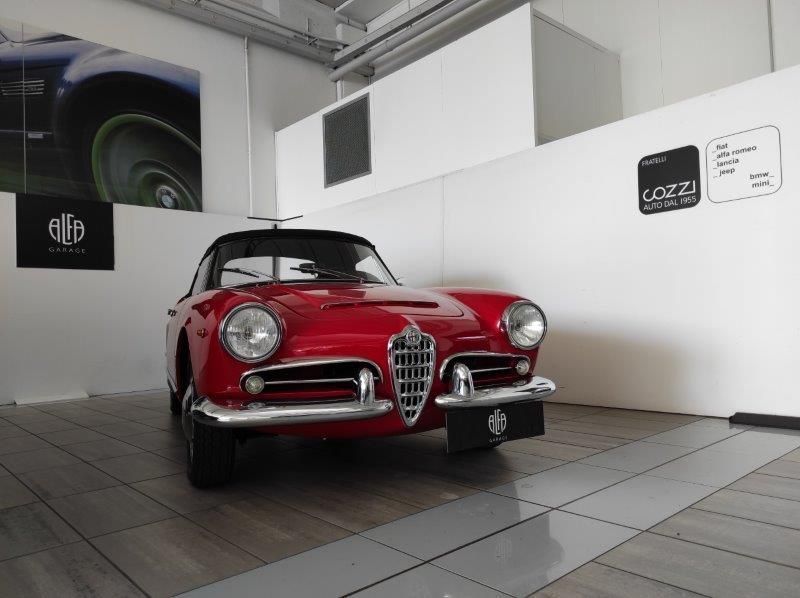 THE WONDERS OF ALFA GARAGE ALSO TO THE TRADE