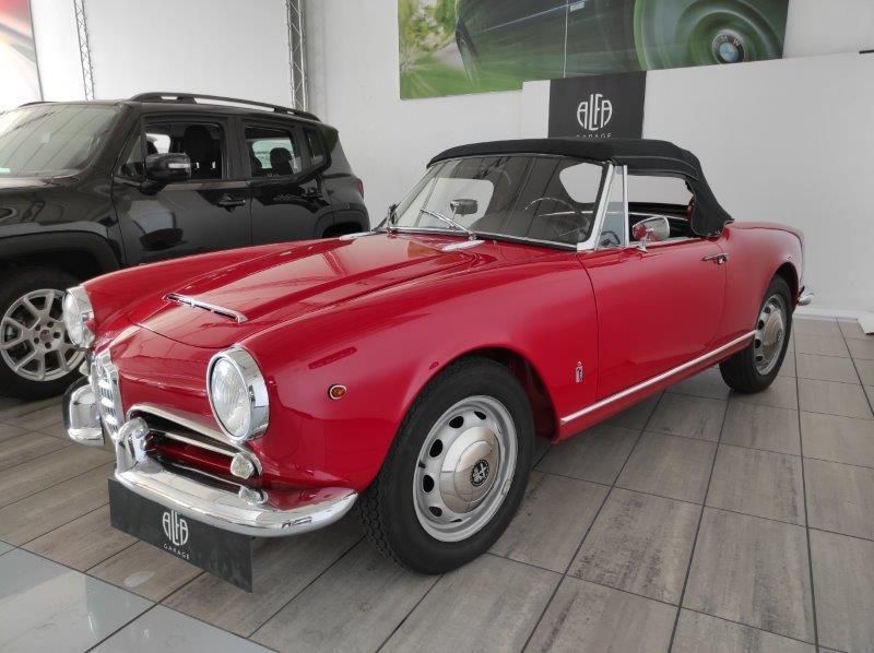 THE WONDERS OF ALFA GARAGE ALSO TO THE TRADE