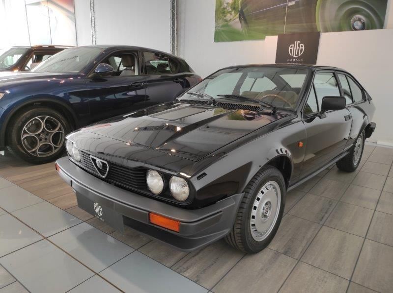 THE WONDERS OF ALFA GARAGE ALSO TO THE TRADE