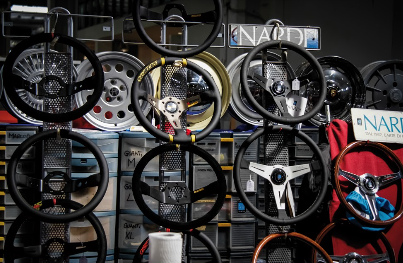 VERONA LEGEND CARS BEAUTIFUL, SPORTY AND DYNAMIC. THE THRILLS OF CLASSIC CARS