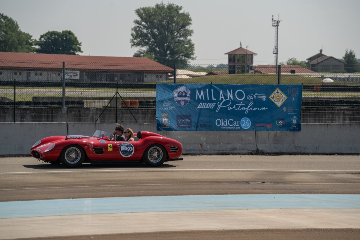  Milan Portofino 2026, the dream continues. The excitement grows, the crowd applauds.