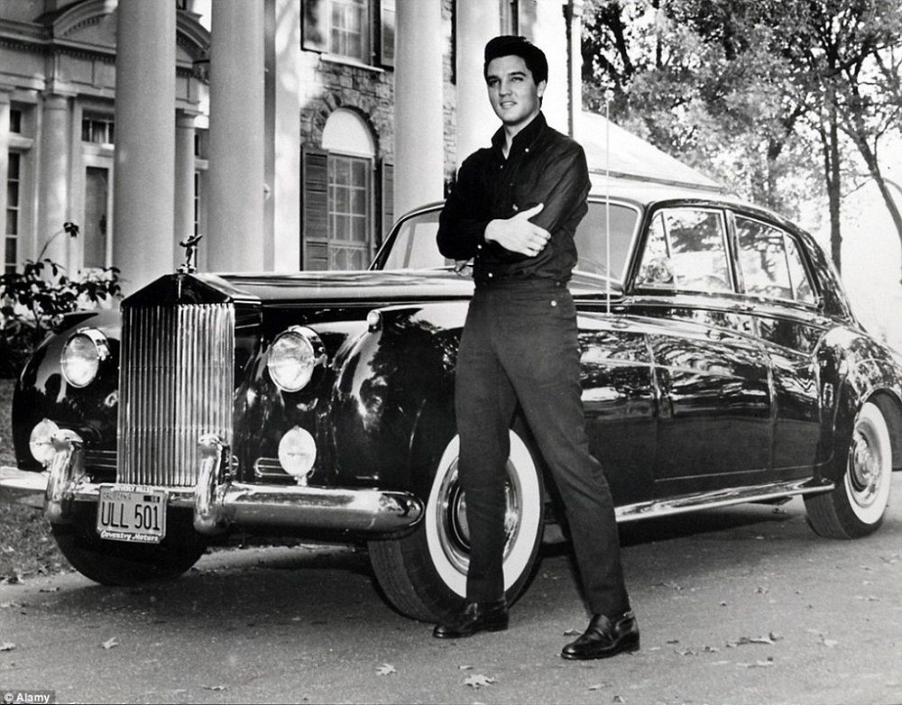 Characters and legendary cars: ELVIS PRESLEY