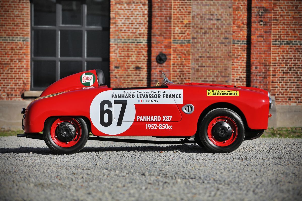 Marreyt Classic Cars is an exclusive classic car specialist in Belgium