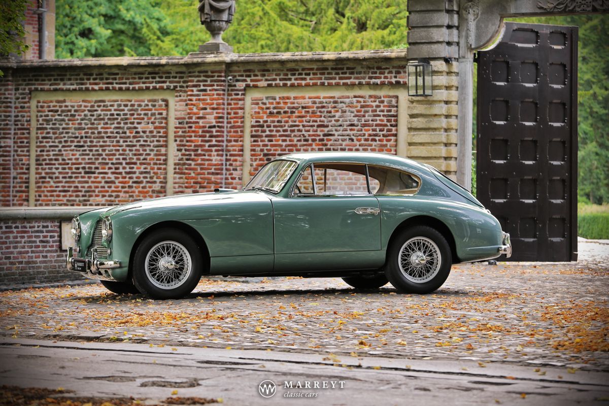 Marreyt Classic Cars is an exclusive classic car specialist in Belgium