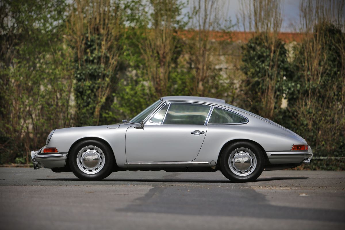 Marreyt Classic Cars is an exclusive classic car specialist in Belgium