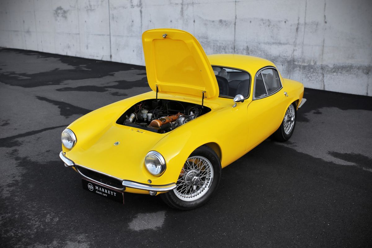 Marreyt Classic Cars is an exclusive classic car specialist in Belgium