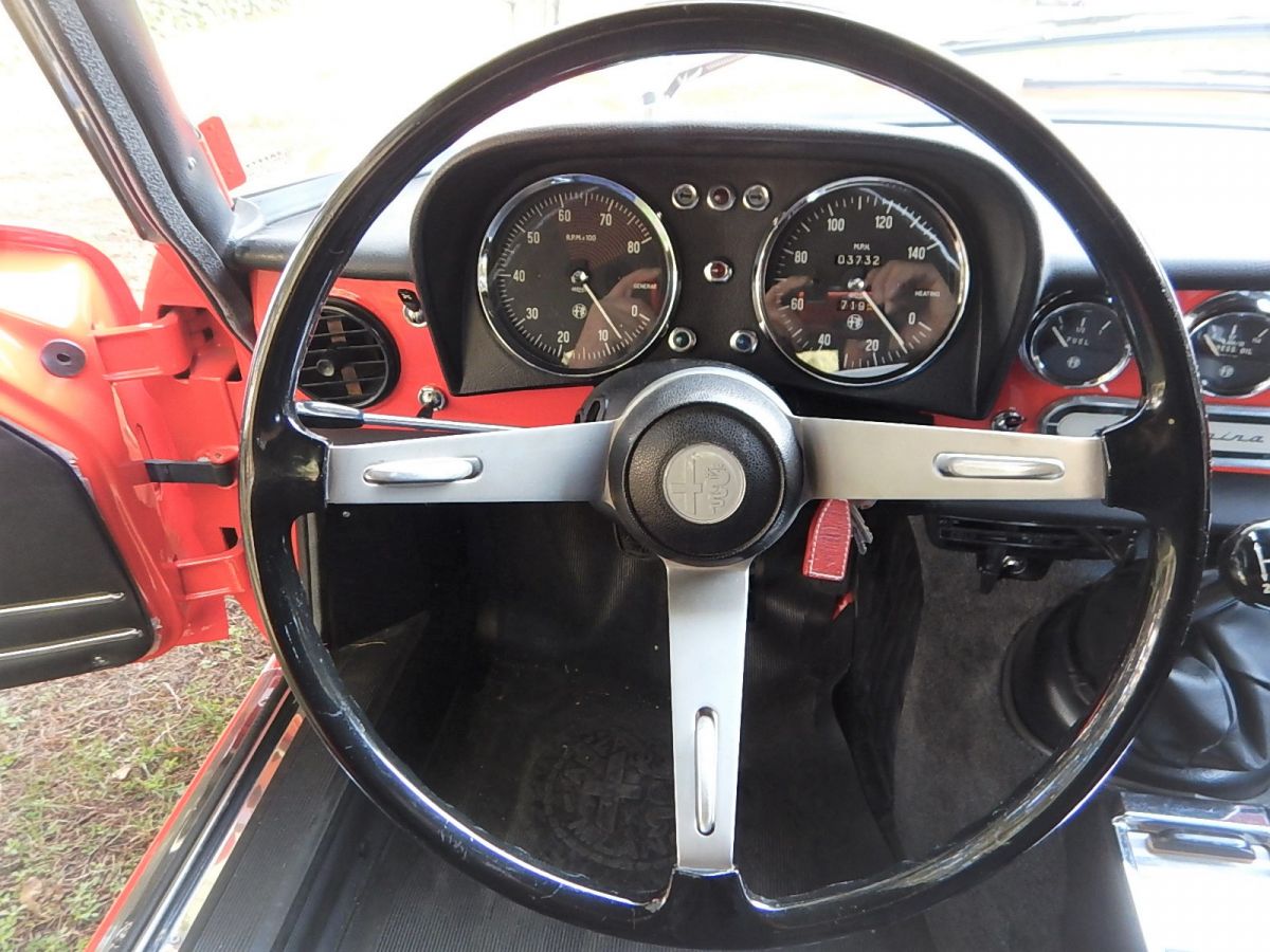 ALFA 1750 SPIDER VELOCE, OSSO DI SEPPIA 