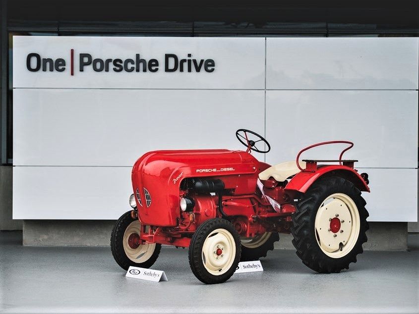Asta da Record : Porsche celebra i 70 anni - UN'AUTOMOBILE TUTTA D'ORO 