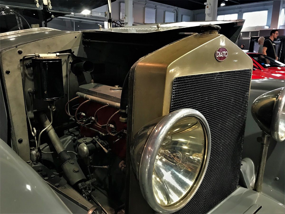 OldCar24 in diretta dal padiglione 11 - Fiera Auto Moto d'Epoca Padova 2019
