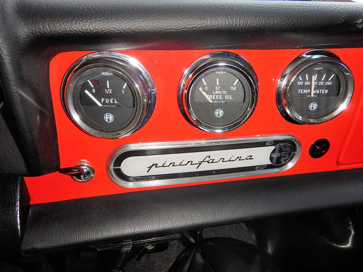 ALFA 1750 SPIDER VELOCE, OSSO DI SEPPIA 