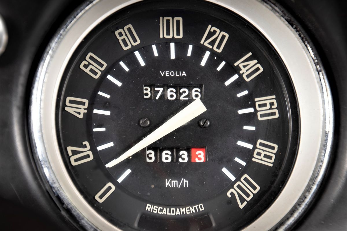ALFA ROMEO GIULIA SPRINT GTA: A MASTERPIECE OF STYLE AND TECHNIQUE