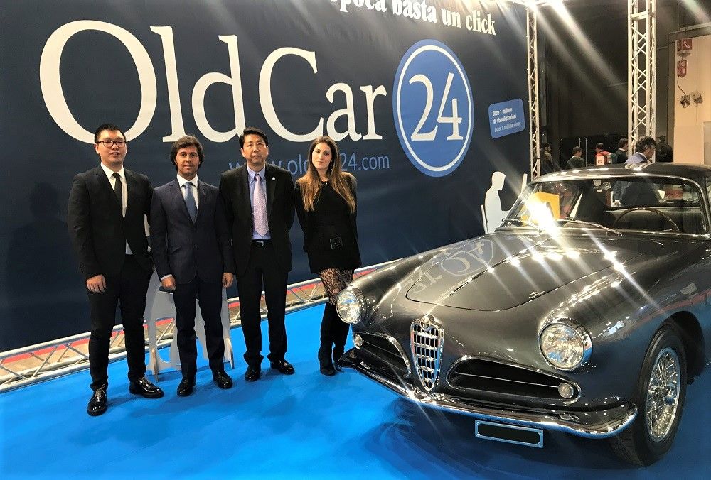 Inaugurata oggi la nona edizione di Milano AutoClassica  con le auto da sogno di ieri e di oggi:  grande affluenza di pubblico, numerosi i giovani