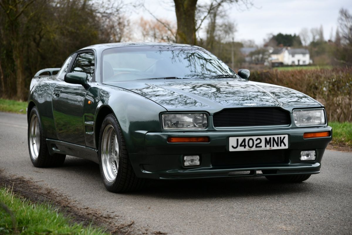 Classicmobilia: the dealership founded by Keith Riddington, a great Aston Martin expert