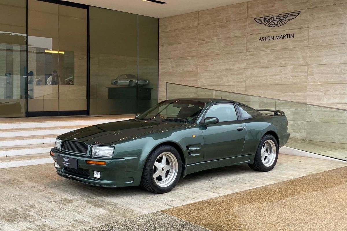 Classicmobilia: the dealership founded by Keith Riddington, a great Aston Martin expert