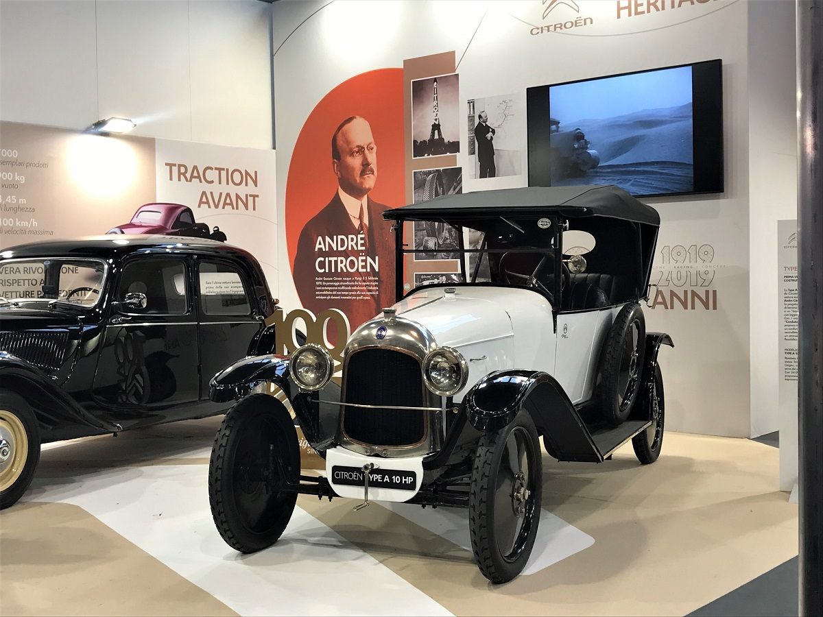 OldCar24 in diretta dal padiglione 11 - Fiera Auto Moto d'Epoca Padova 2019