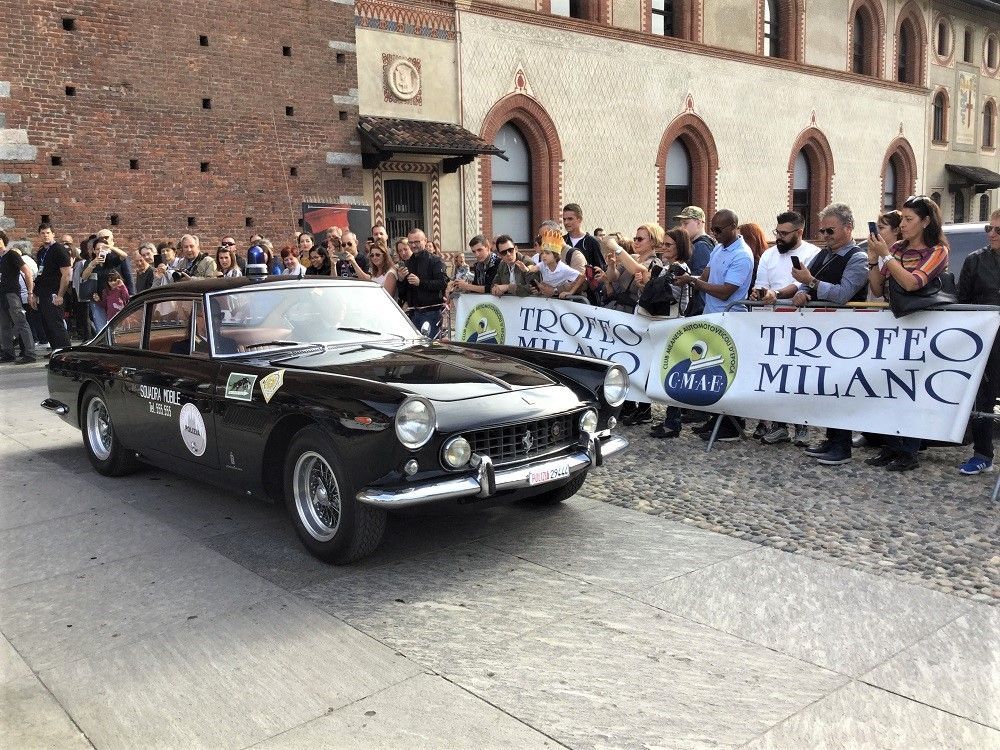 The 1970 Alpine Renault won the 13th Milan Trophy: Giovanni Bertoni at the wheel with his son Riccardo navigator