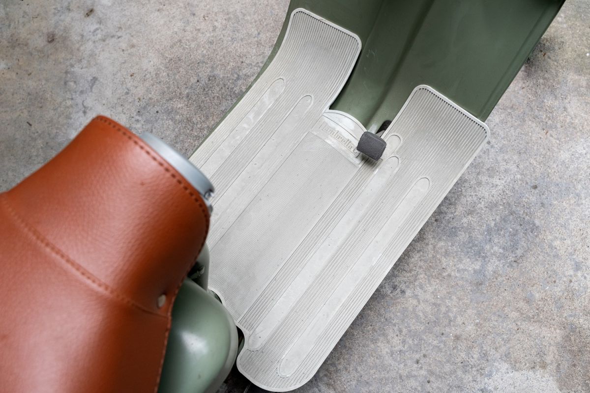 TRIBUTE TO MILAN: BORN ON THE LAMBRO BANKS, THE MYTHICAL LAMBRETTA IS THE PROTAGONIST OF ART-RITE