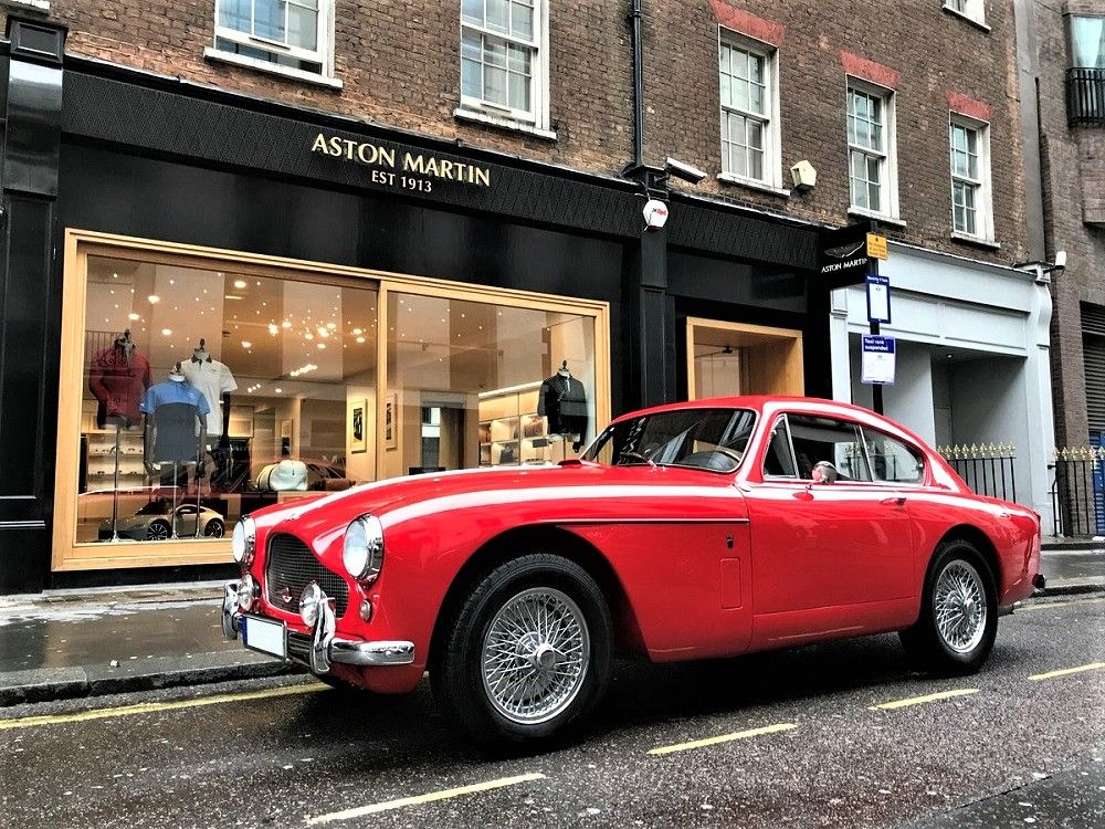 London: new Aston Martin showroom 