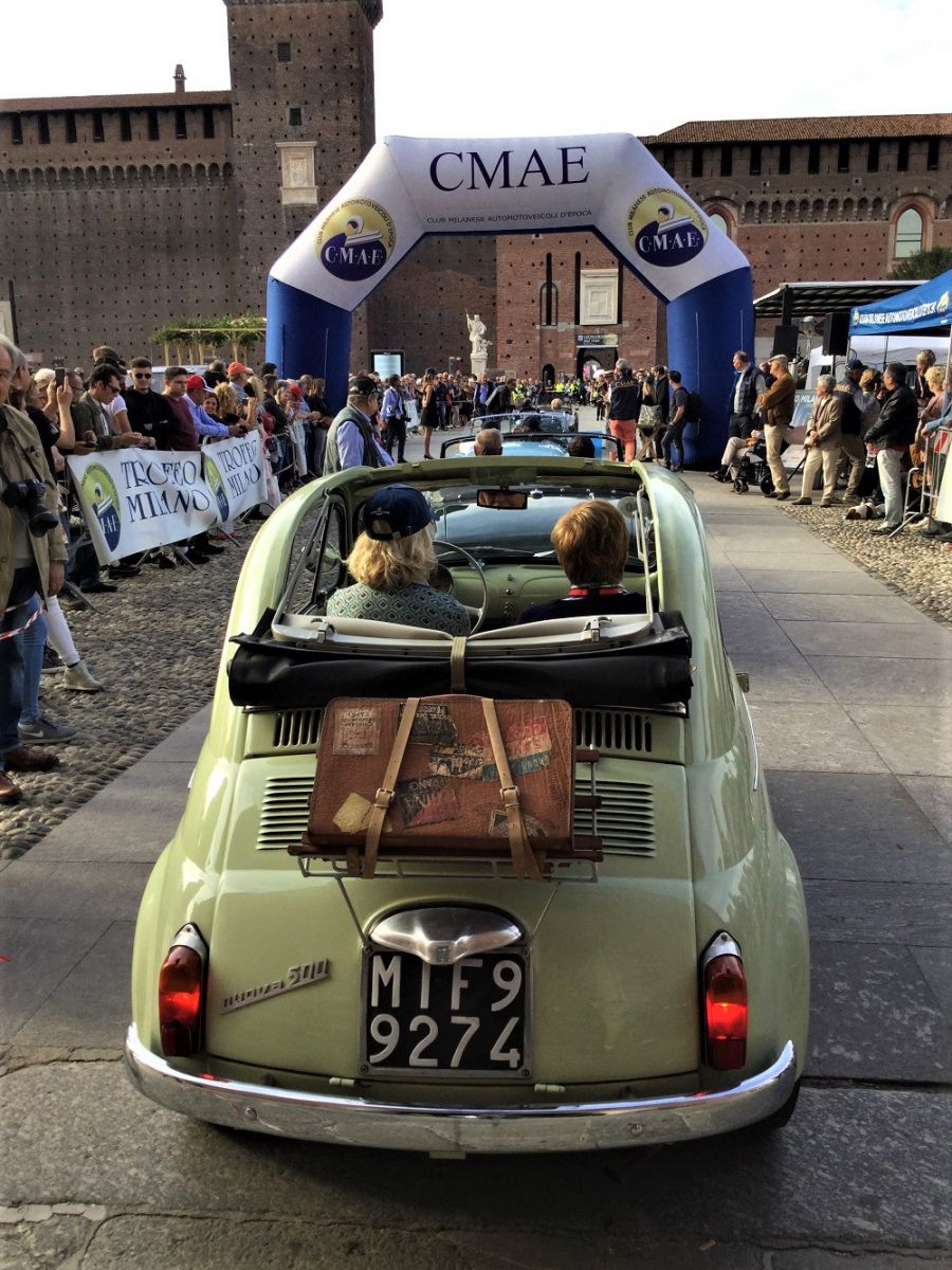 The 1970 Alpine Renault won the 13th Milan Trophy: Giovanni Bertoni at the wheel with his son Riccardo navigator