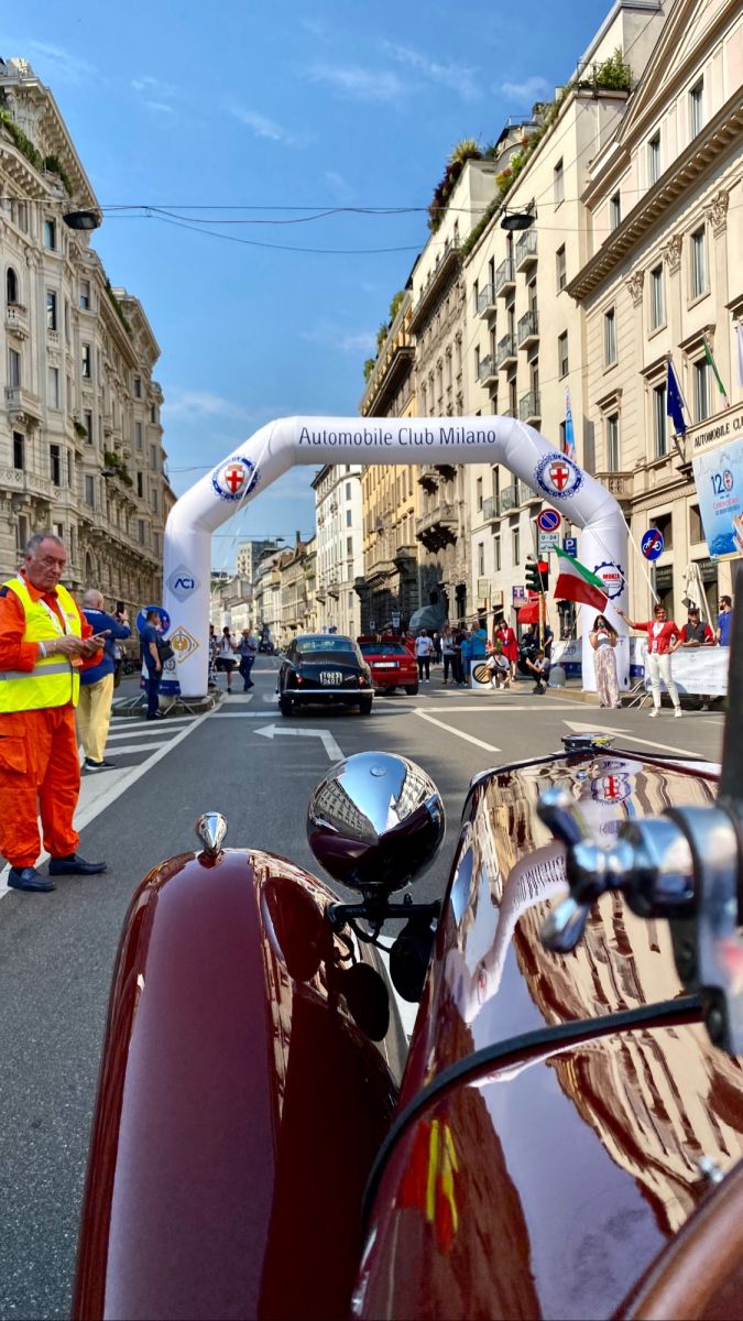 President Geronimo La Russa organised a big party for the 120th anniversary of ACI Milano during the passage of the 1000 Miglia