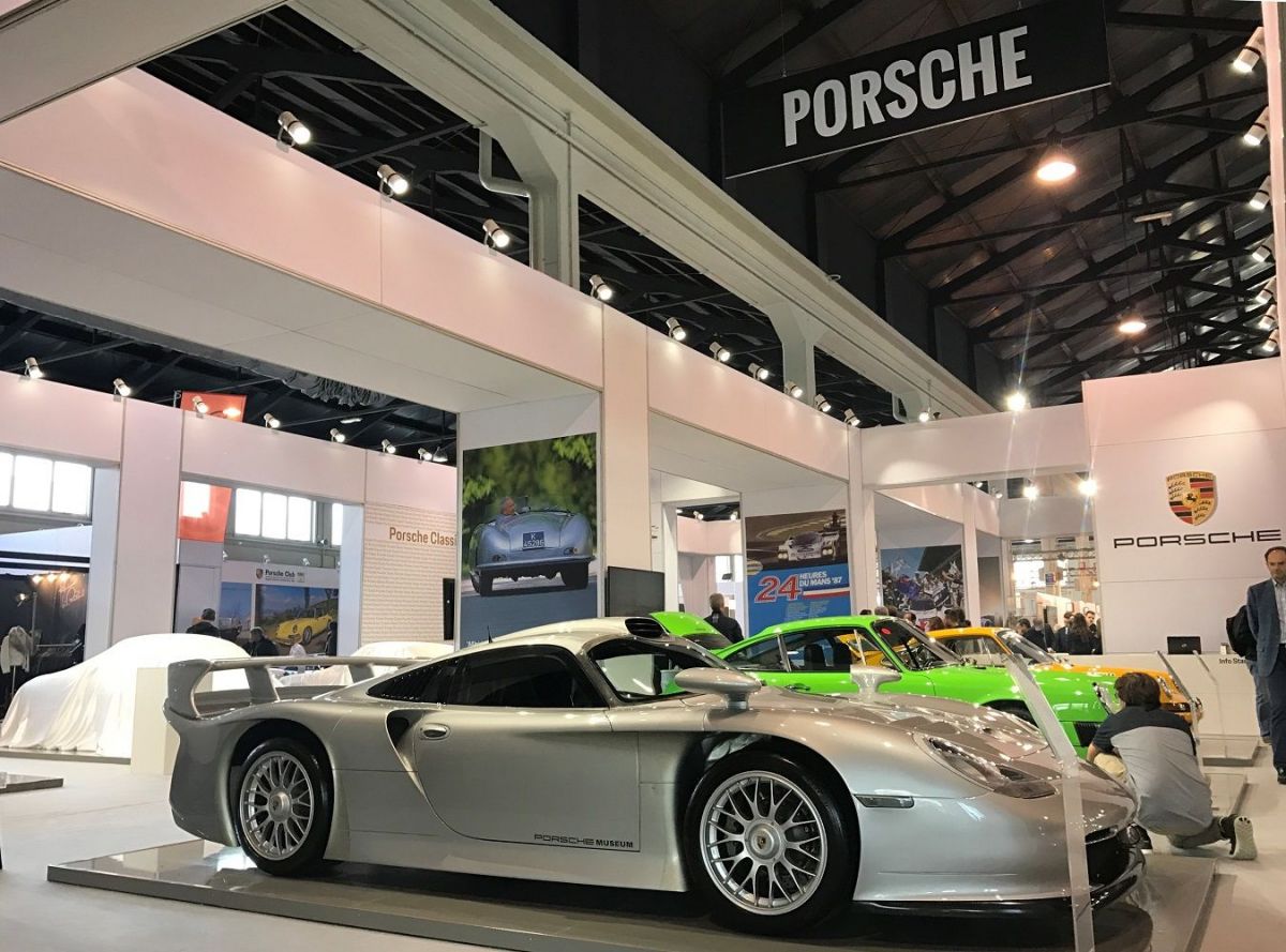 OldCar24 presente alla fiera Auto e Moto d'epoca 2017 : oltre 115.000 visitatori, un successo