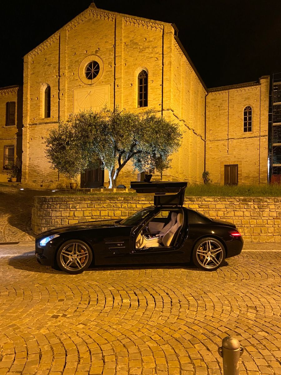 Montini Automobilii: where cars tell stories