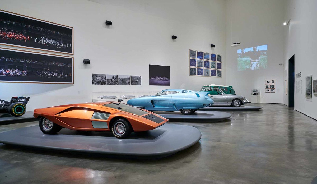 MOTION, AUTOS, ART, ARCHITECTURE" MUSEO GUGGENHEIM, BILBAO (until September 18th, 2022)