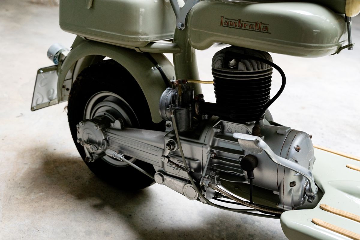 TRIBUTE TO MILAN: BORN ON THE LAMBRO BANKS, THE MYTHICAL LAMBRETTA IS THE PROTAGONIST OF ART-RITE