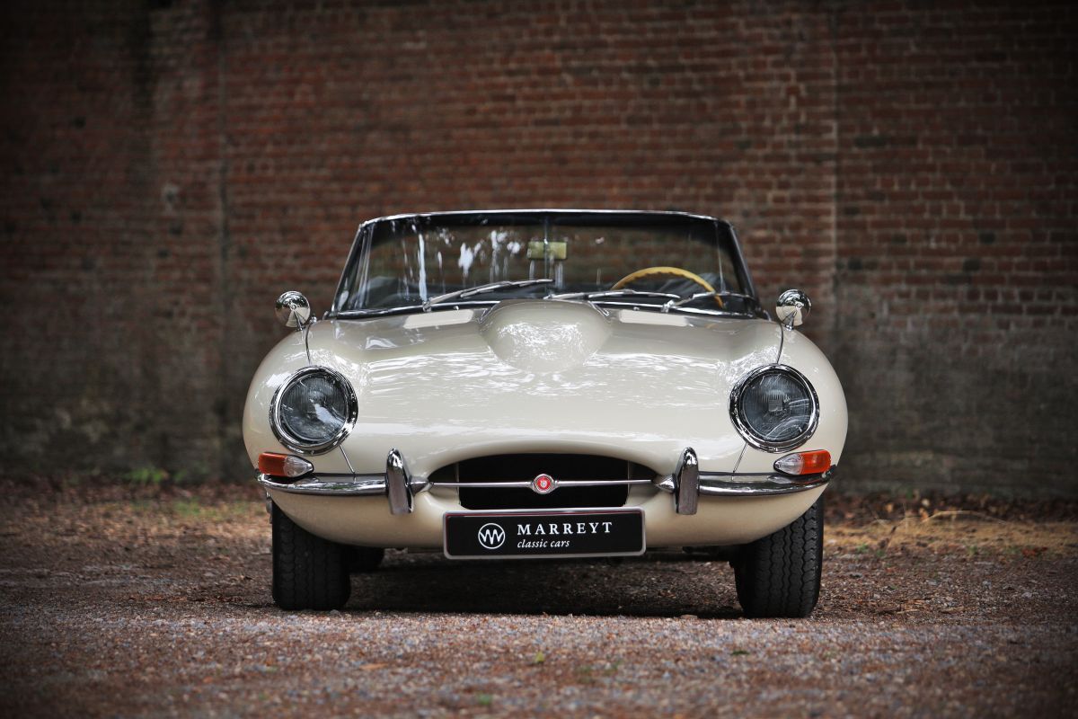 Marreyt Classic Cars: all offers and rarities for sale on OldCar24