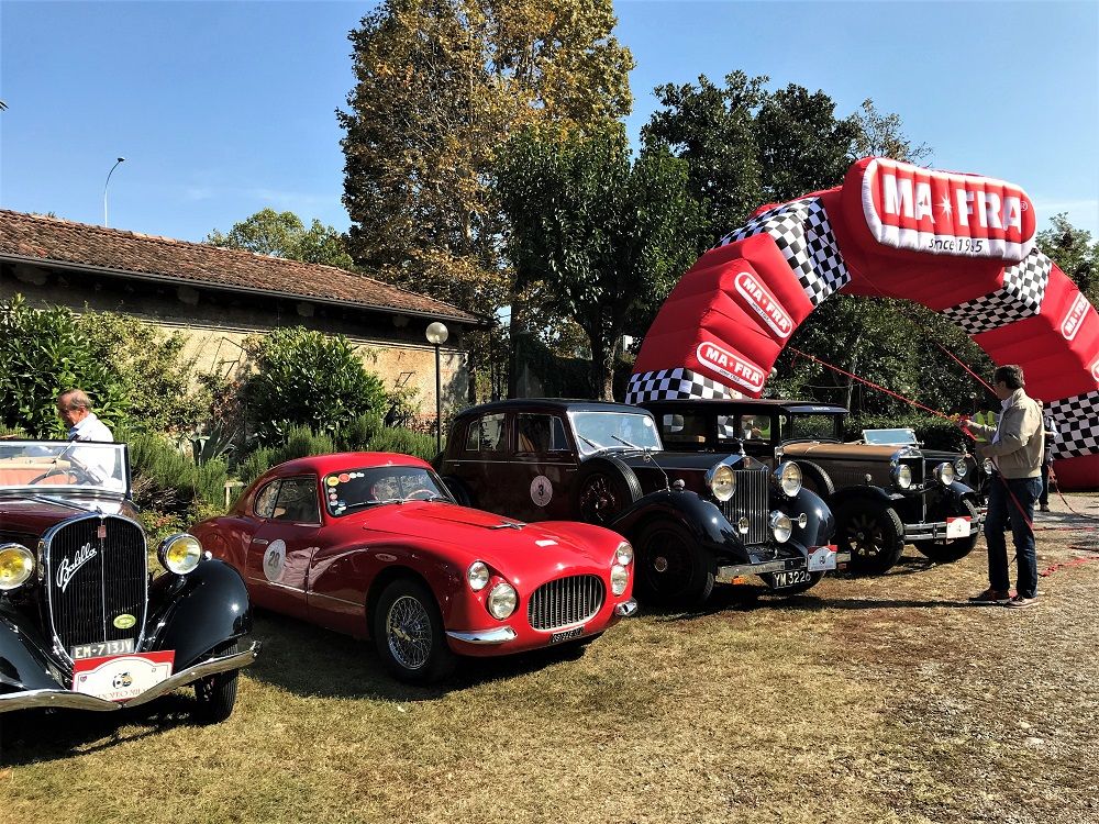 The 1970 Alpine Renault won the 13th Milan Trophy: Giovanni Bertoni at the wheel with his son Riccardo navigator