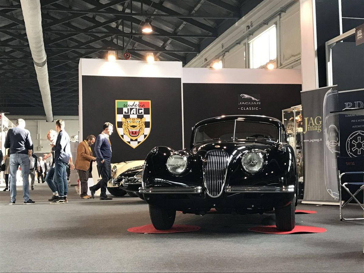 OldCar24 presente alla fiera Auto e Moto d'epoca 2017 : oltre 115.000 visitatori, un successo