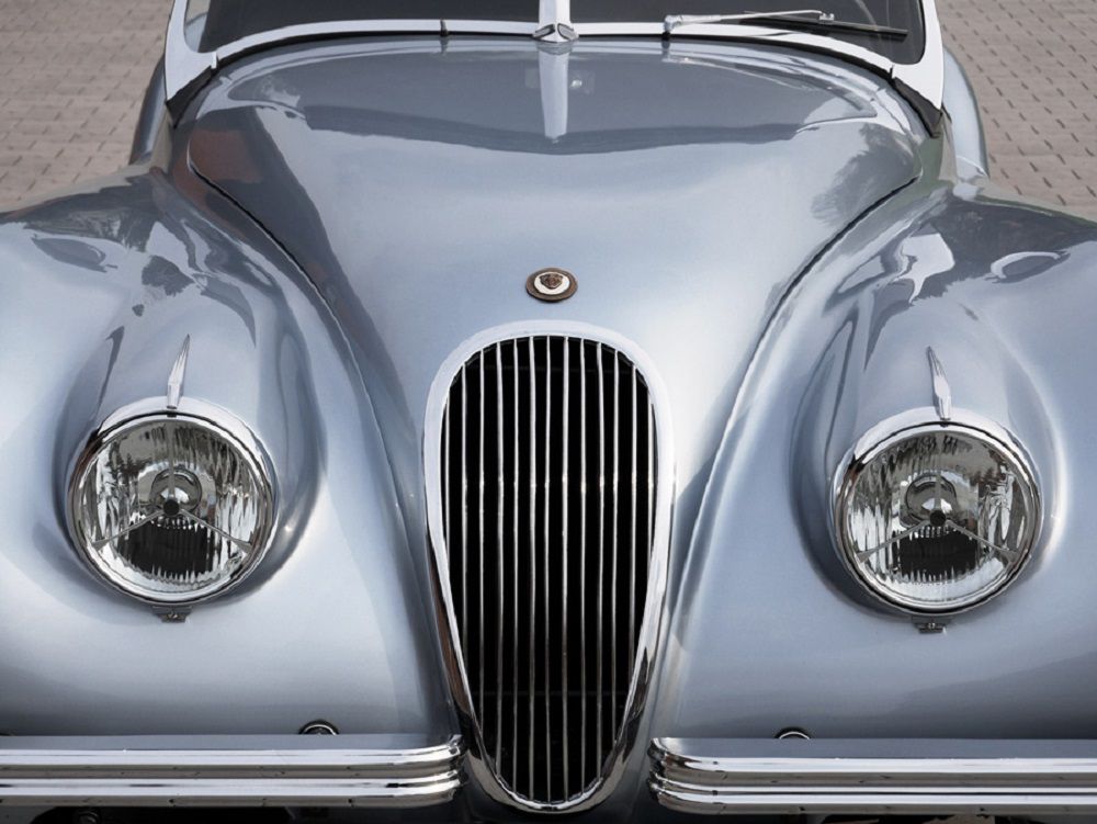 A star on four wheels: Jaguar XK 120