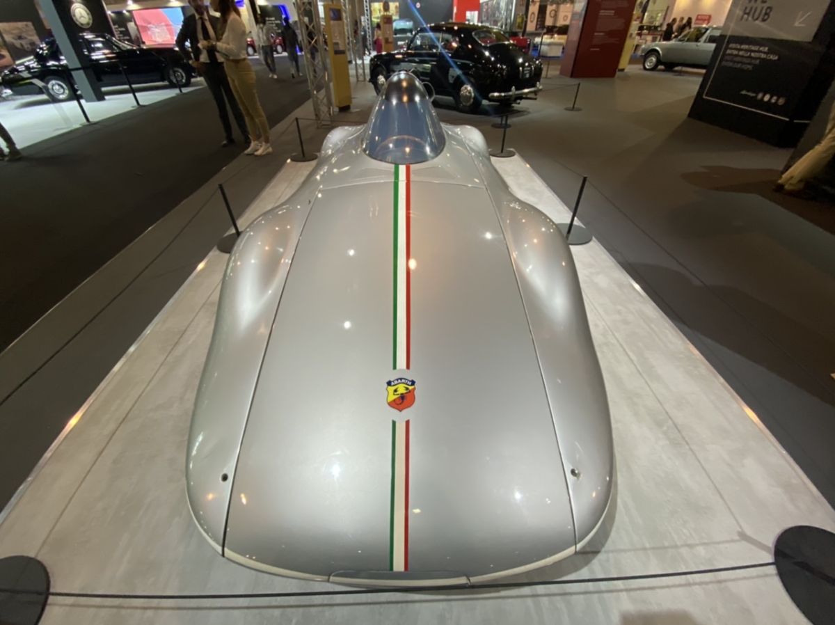 Vintage Cars and Motorcycles Fair Padua 2022 - live OldCar24