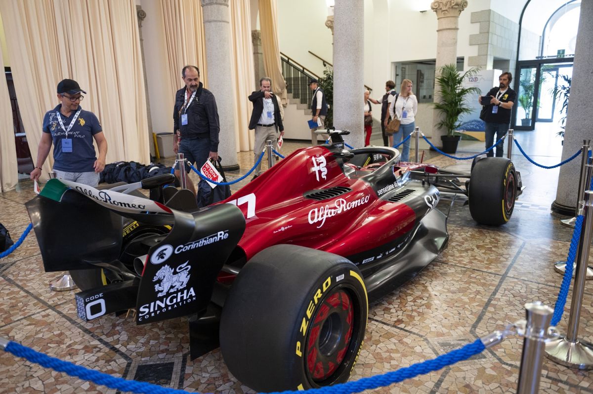 President Geronimo La Russa organised a big party for the 120th anniversary of ACI Milano during the passage of the 1000 Miglia