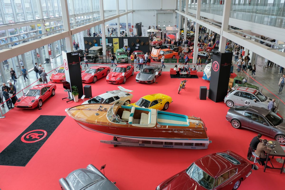 COUNTDOWN TO AUTO E MOTO D'EPOCA 2024: PASSION RETURNS TO BOLOGNA.