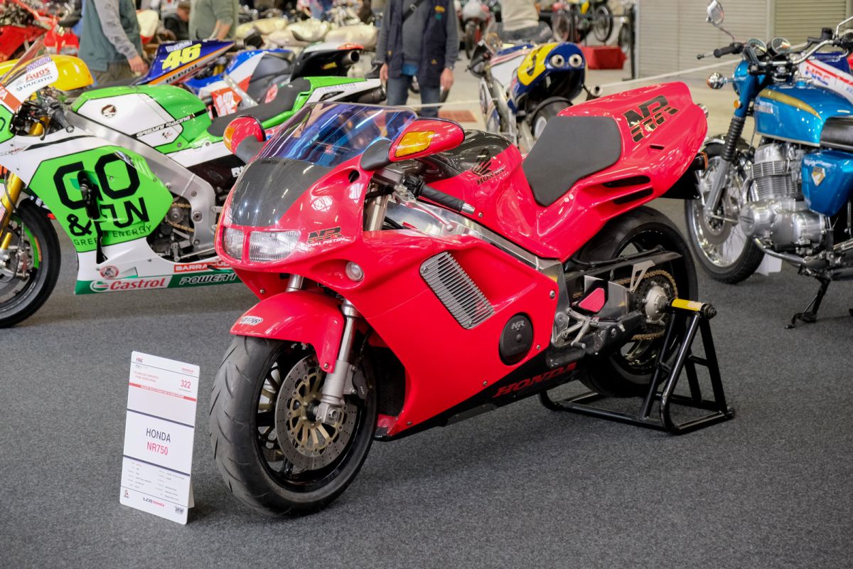 MOTÒEXHIBITION WARMS UP ITS ENGINES, NEXT WEEK THE DEBUT AT MODENAFIERE. OldBike24 Media Partner
