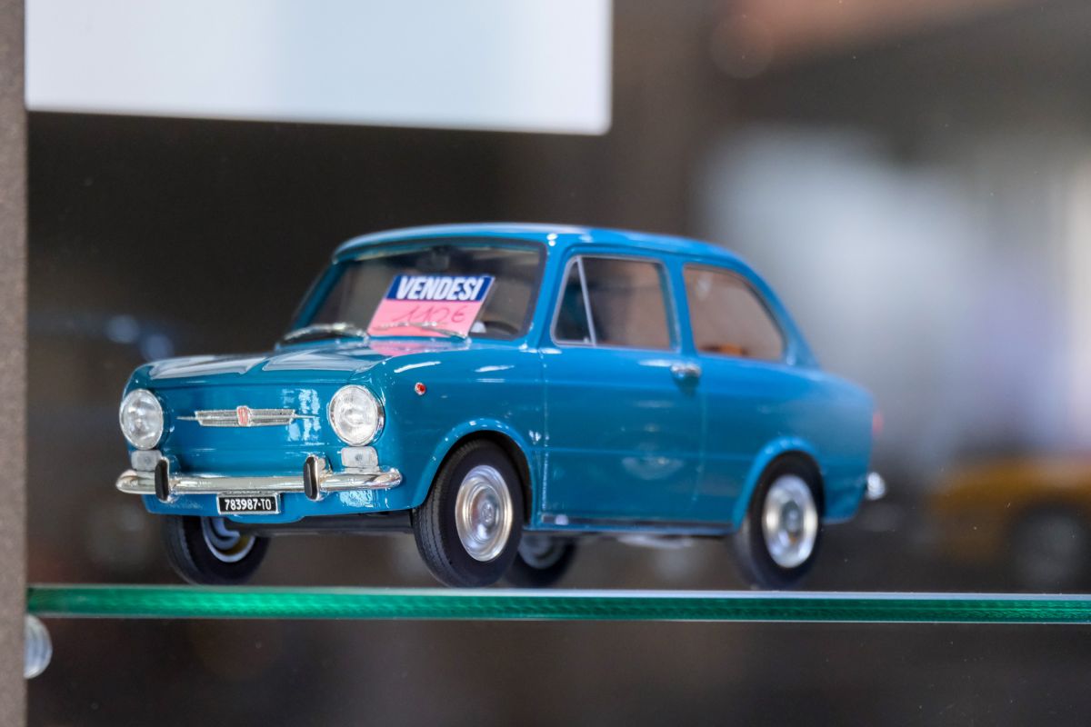 LINE UP IN POLE POSITION FOR AUTO E MOTO D’EPOCA IN BOLOGNA. THE 40th EDITION IN THE HEART OF THE MOTOR VALLEY. 
