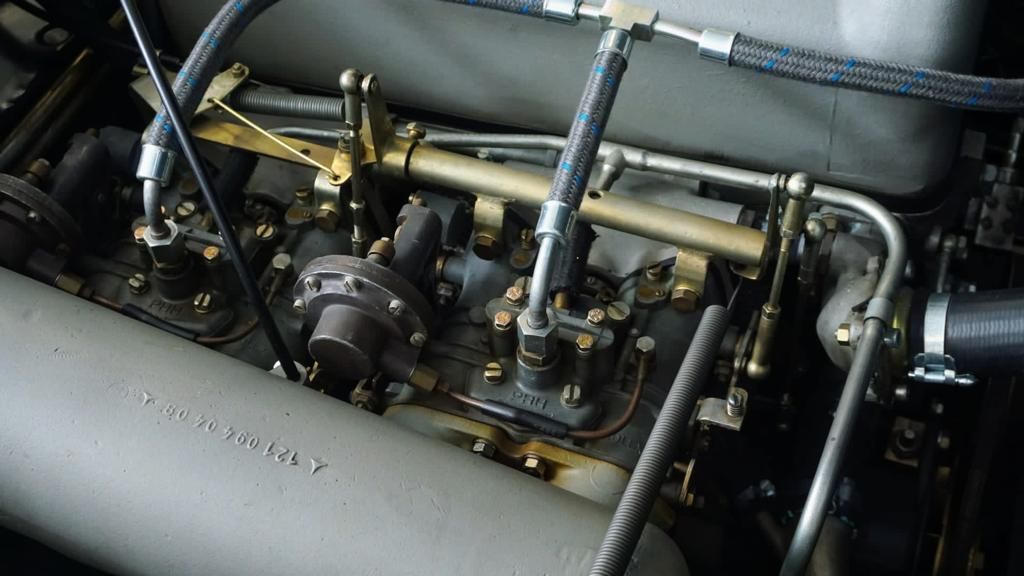 OldCar24 esporrà in occasione di Auto Moto d'Epoca Bologna 2023 un’automobile prestigiosa già entrata nella leggenda, la Mercedes Benz 190 SL