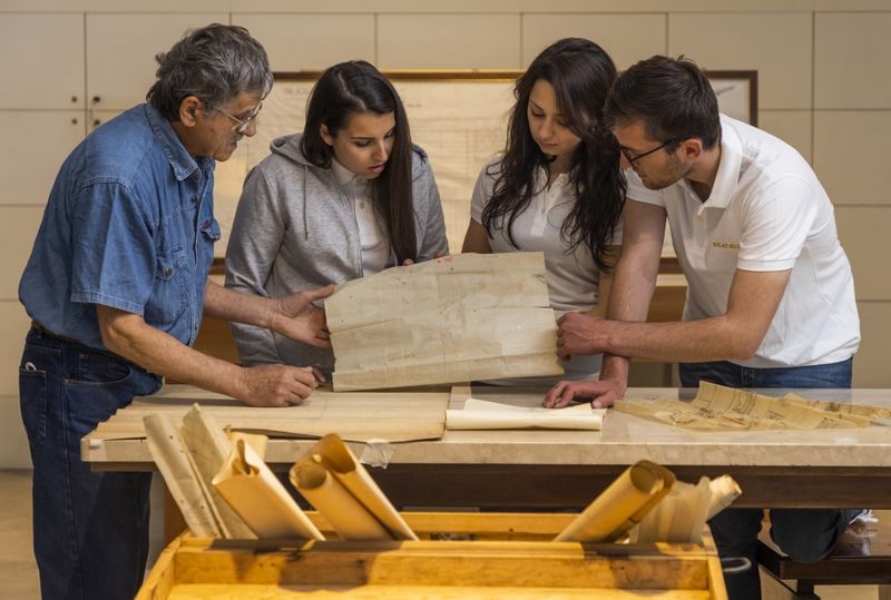 The historic boat Beatrice, donated by Diana Bracco to the Municipality of Imperia, becomes an ambassador for the Italian capital of vintage sails