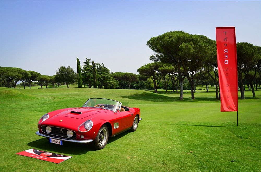 "Beautiful as Rome', the Ferrari 250 GT California wins