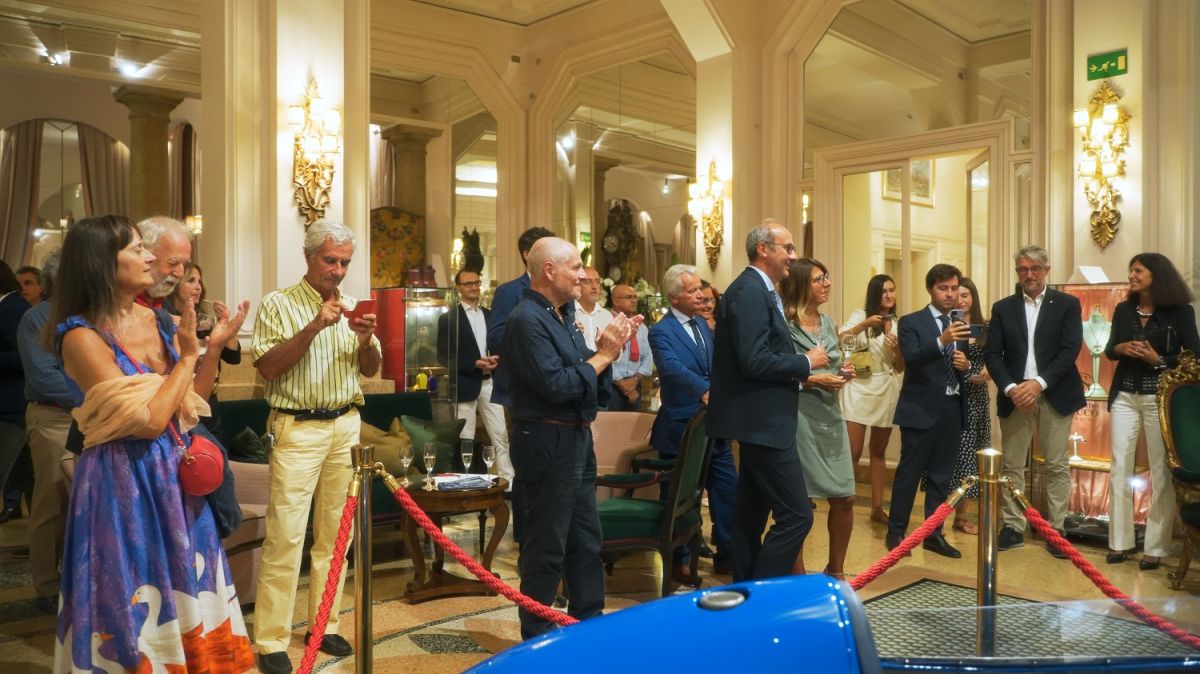 Protagonist at the Grand Hotel et de Milan is the Formula Junior Patriarca, Little Tony’s single-seater car